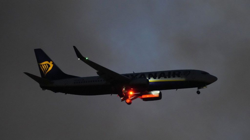 Ryanair backs Boeing as profit expectations take a fall
