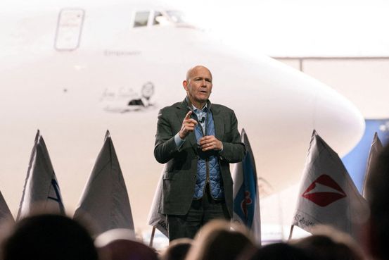 David Calhoun Was Brought In to Fix Boeing. Now He Has to Defend It.