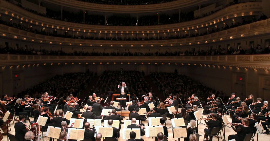 The Cleveland Orchestra Says a Lot, but Only Through Music