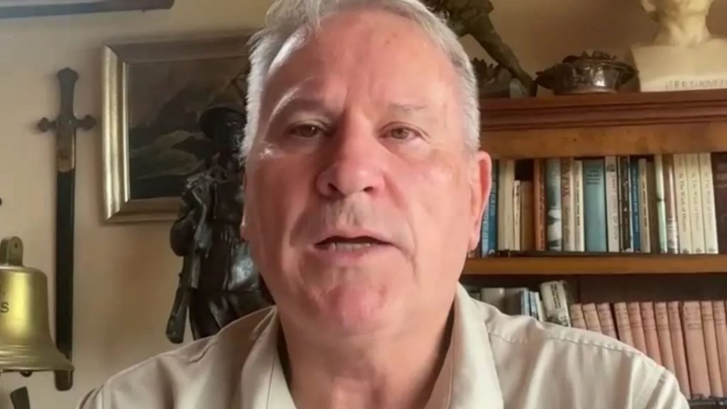 US must inflict ‘extreme violence’ on Iran or risk suffering MORE attacks & spiralling into WW3, Brit ex-colonel warns