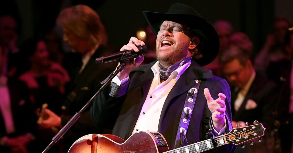 Toby Keith, Popular Country Music Singer-Songwriter, Dies at 62