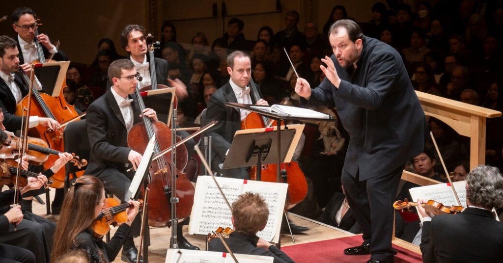 A Critic Who Strives to Hit the Right Note