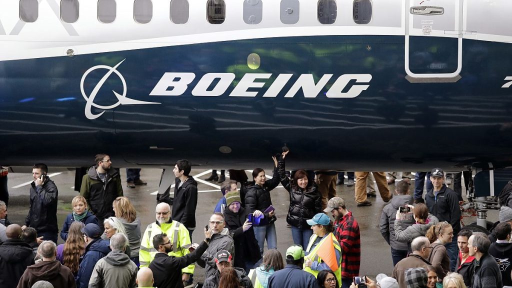Boeing plane door missing bolts before blowout, says report
