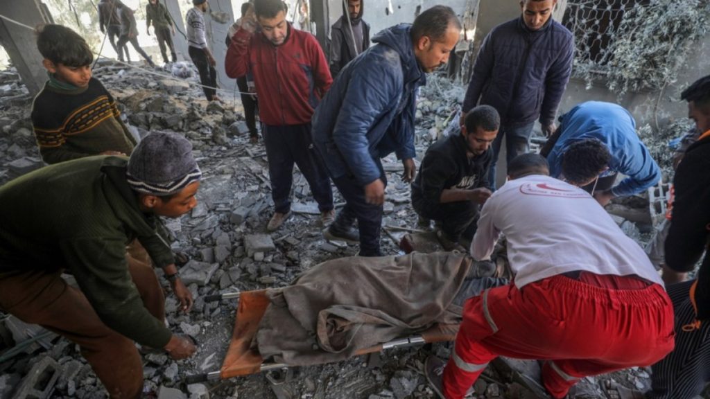 At least 40 people killed in central Gaza as Israel touts post-war plan | Israel War on Gaza News