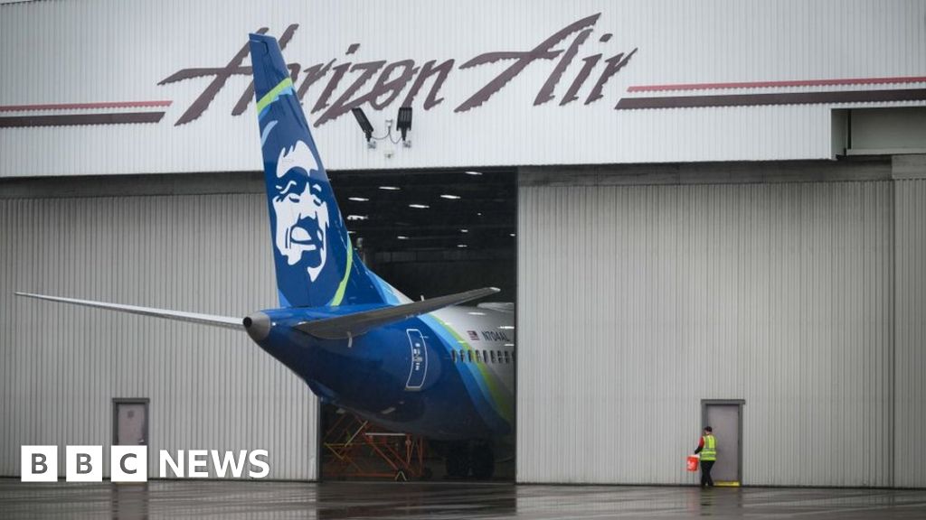 Boeing to be 'closely scrutinised' after mid-air blowout