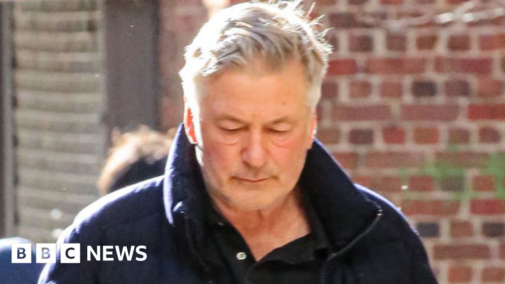 Alec Baldwin pleads not guilty to new involuntary manslaughter charge over Halyna Hutchins’s Rust shooting