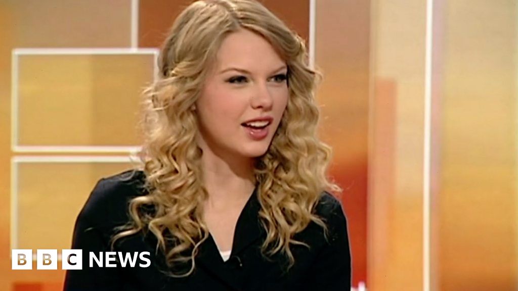 Watch: Taylor Swift on the Breakfast sofa 15 years ago