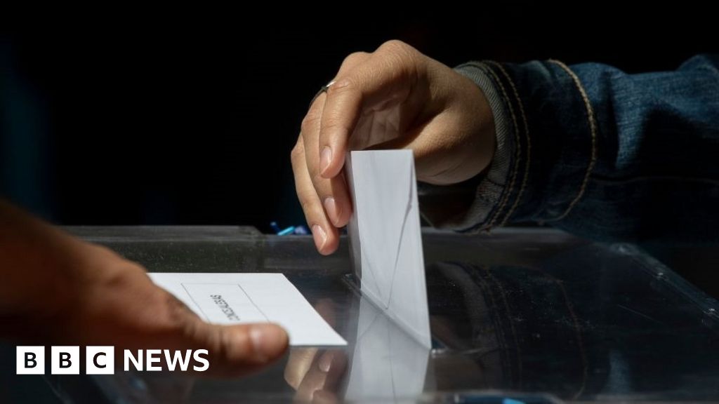 Meta forms team to stop AI from tricking voters