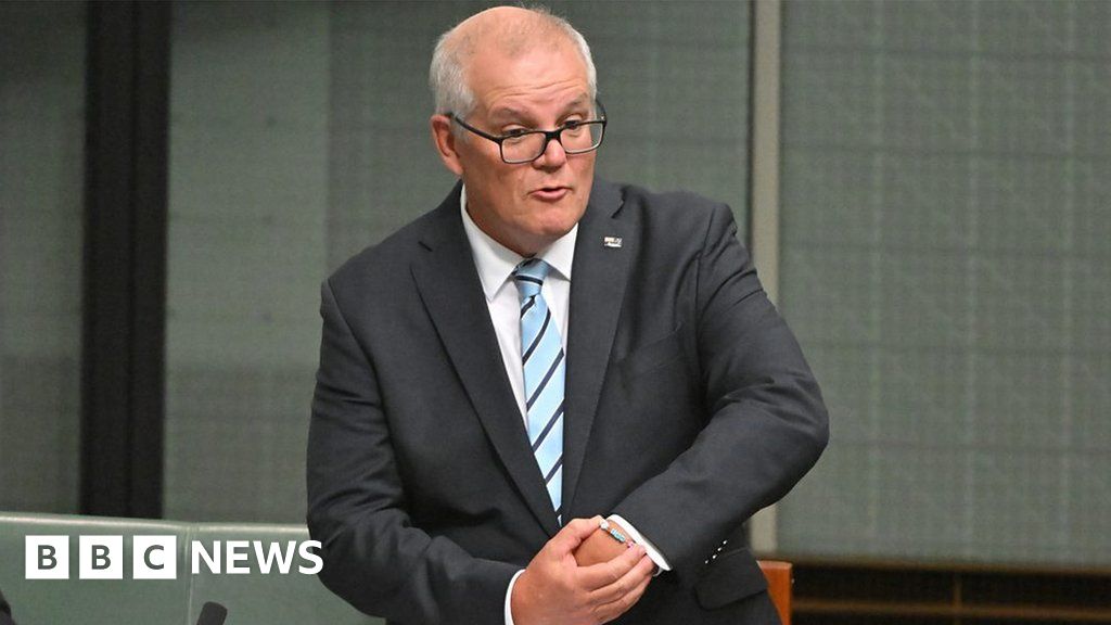 Scott Morrison lists Taylor Swift albums in farewell speech on daughters’ request