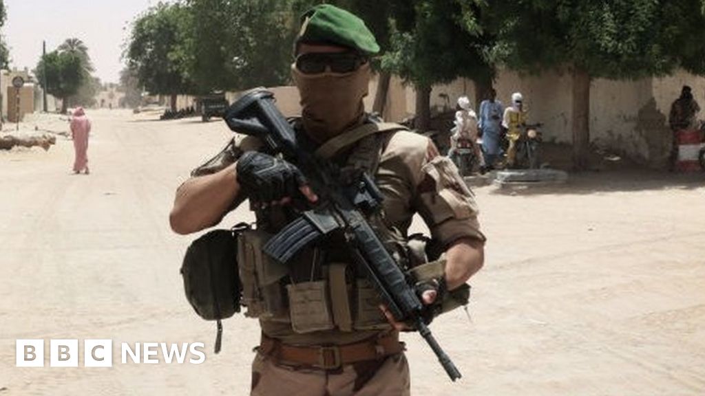 Heavy gunfire in Chad after attack on security HQ