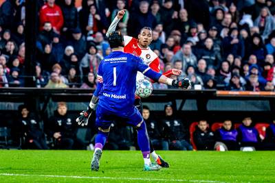 RKC outrage: Suspicious red card still suspends Etienne Wesson, club appeals