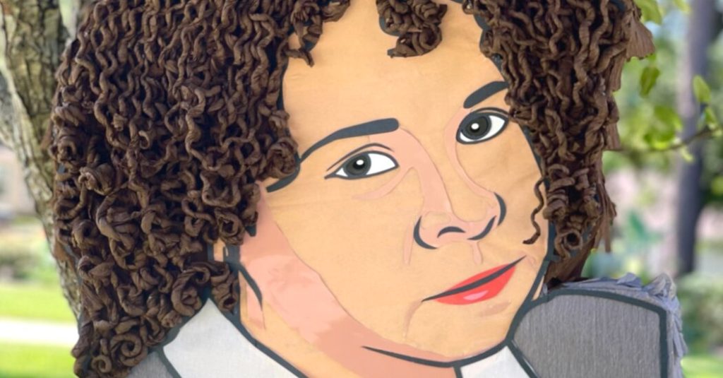 For Selena Fans, a Piñata That Can (and Should) Take a Beating