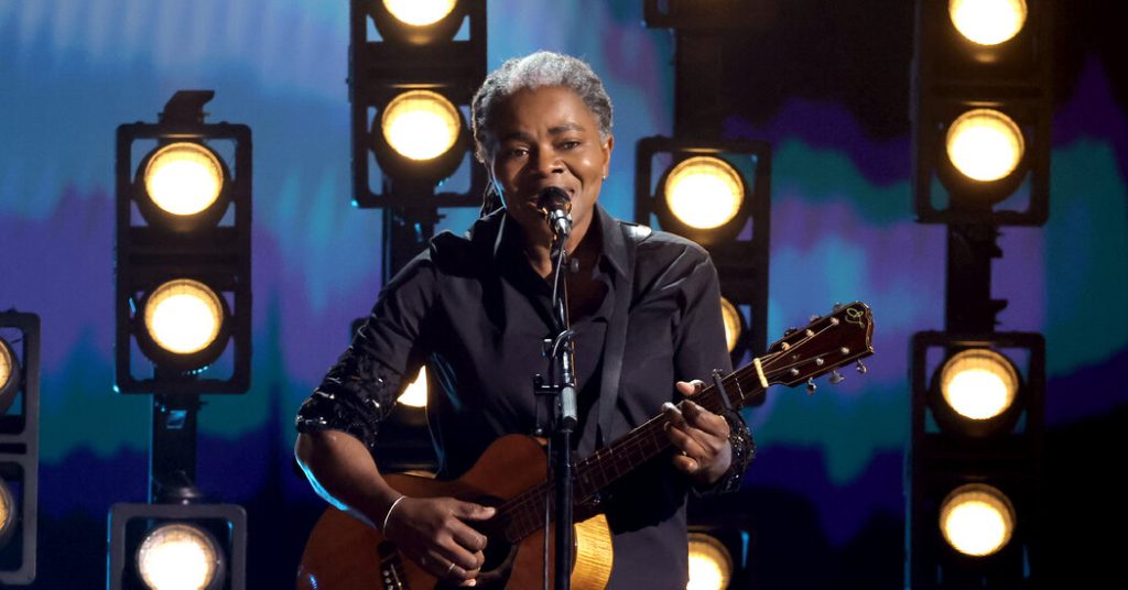 Covering the Rise of Tracy Chapman