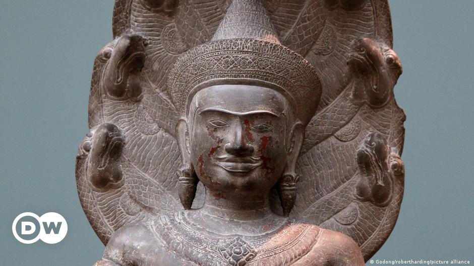 Will Europe ever return ‘looted’ Asian artifacts? – DW – 02/01/2024