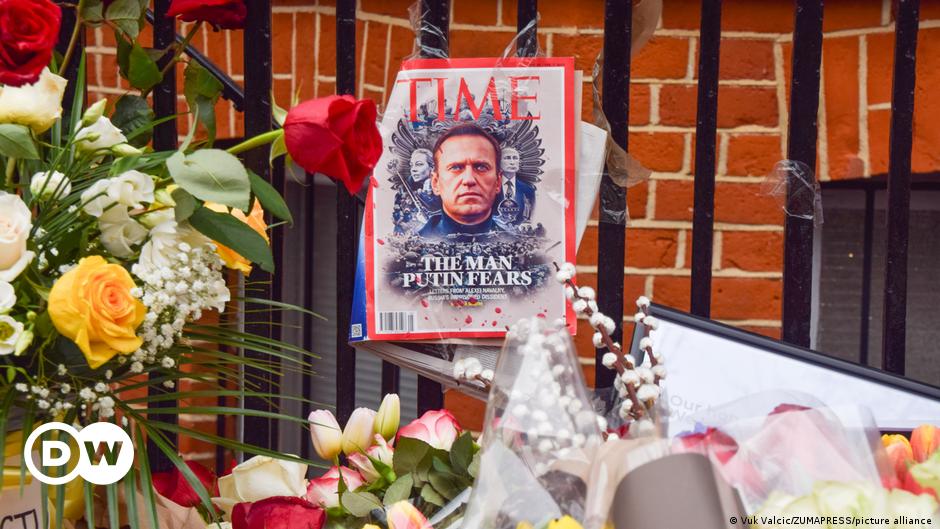 Navalny was to be freed in prisoner swap, ally says – DW – 02/26/2024