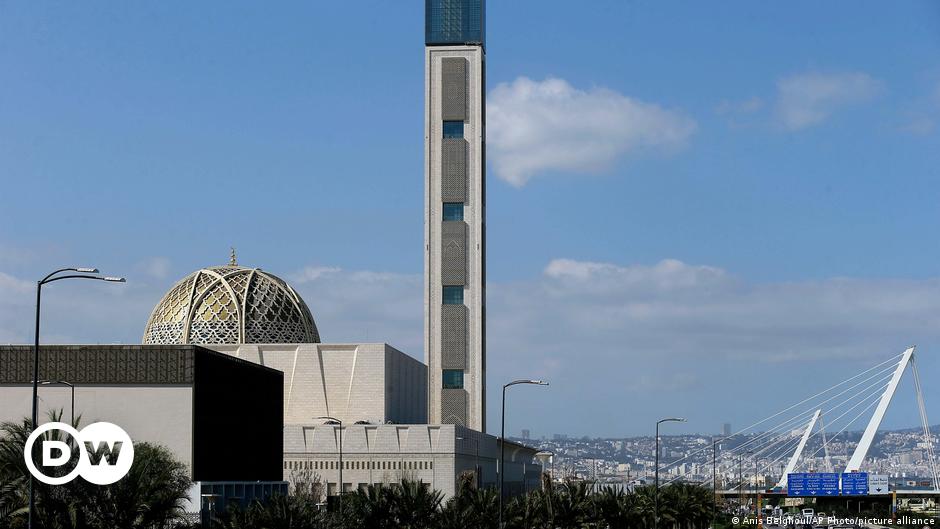 Algeria inaugurates ‘Africa’s biggest mosque’ – DW – 02/26/2024