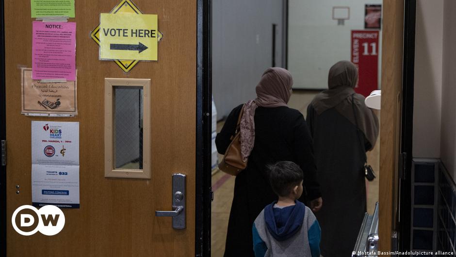 Biden, Trump win Michigan, Gaza impacts vote – DW – 02/28/2024