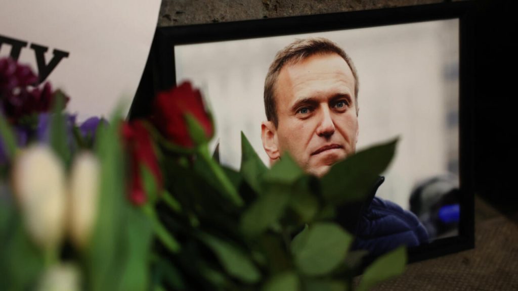 Western leaders and Kremlin critics blame Putin and his government for Navalny’s death