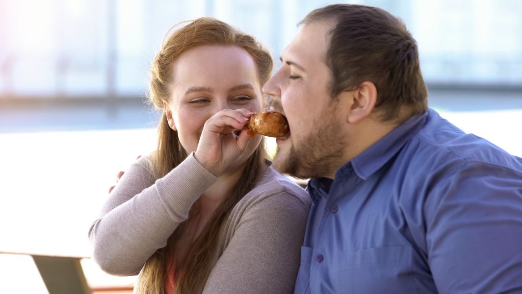 Married men tend to get fat and more likely to be overweight than bachelors, study finds