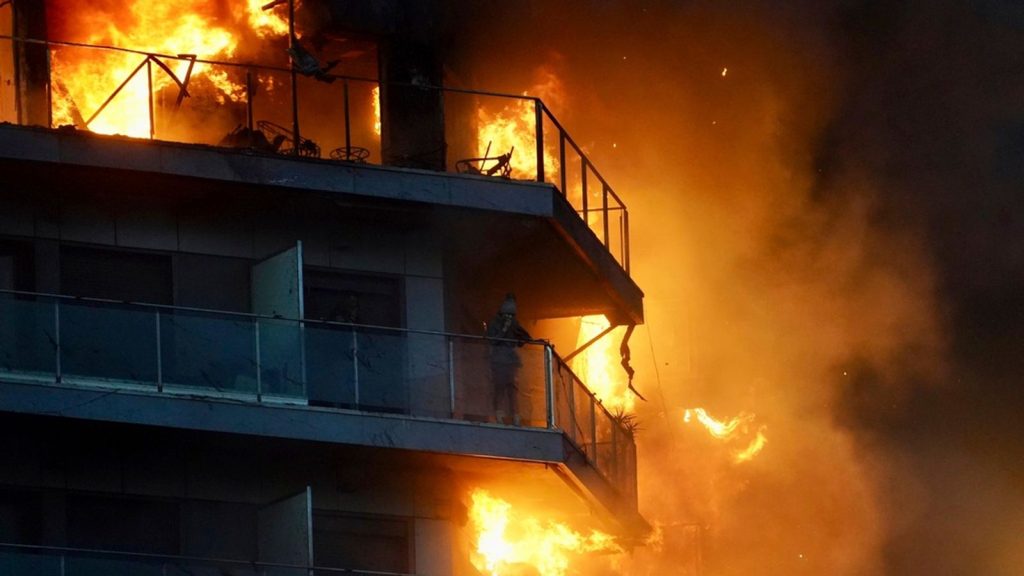 Valencia: Huge fire engulfs block of flats | World News