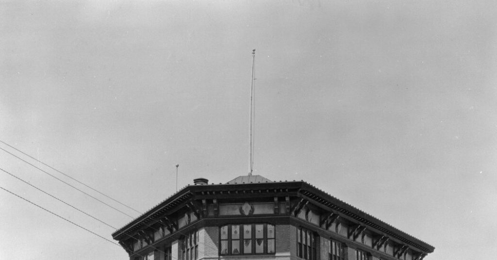 Farewell to the Montana Club, and a Clientele Straight Out of ‘Yellowstone’