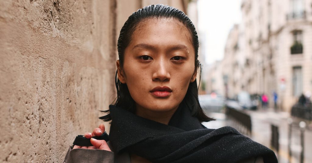 What Makes a Top Runway Model in 2024?