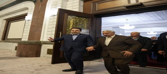 Al-Sudani shares the Iftar meal with the elderly during the holy month of Ramadan and promises the able ones to send them to Hajj and Umrah