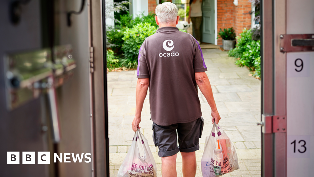 Ocado warns M&S of legal action over food deal