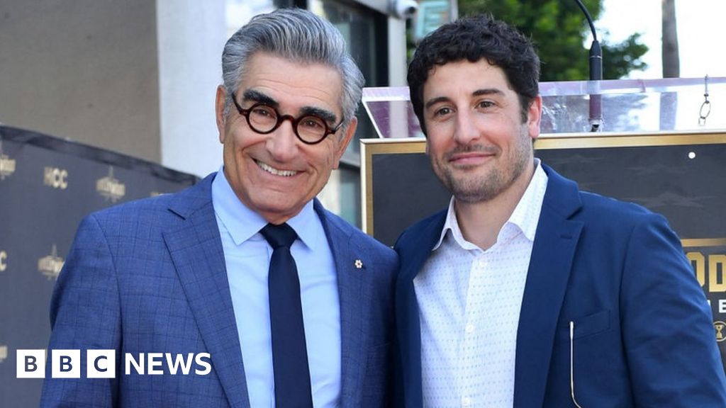 American Pie stars reunite for Levy's Walk of Fame