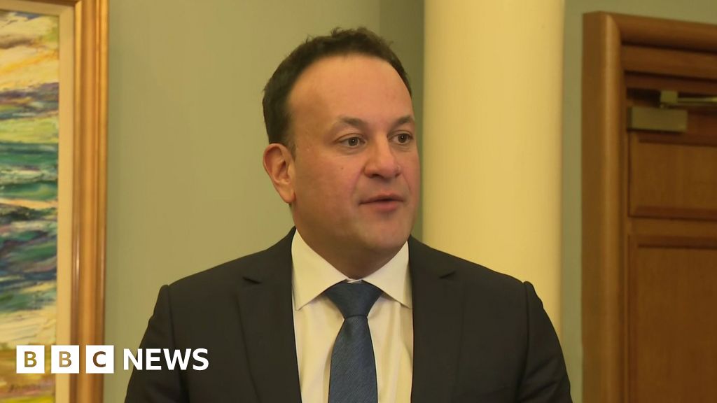 Clear 'no' for Irish referendums – Varadkar