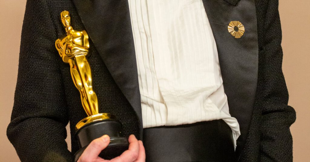 Brooches Made a Comeback at the 2024 Oscars Among Male Celebrities