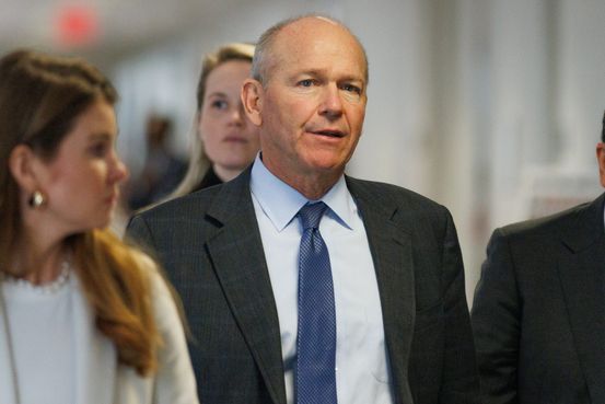 Boeing CEO Dave Calhoun to Step Down in Wake of 737 Max Struggles