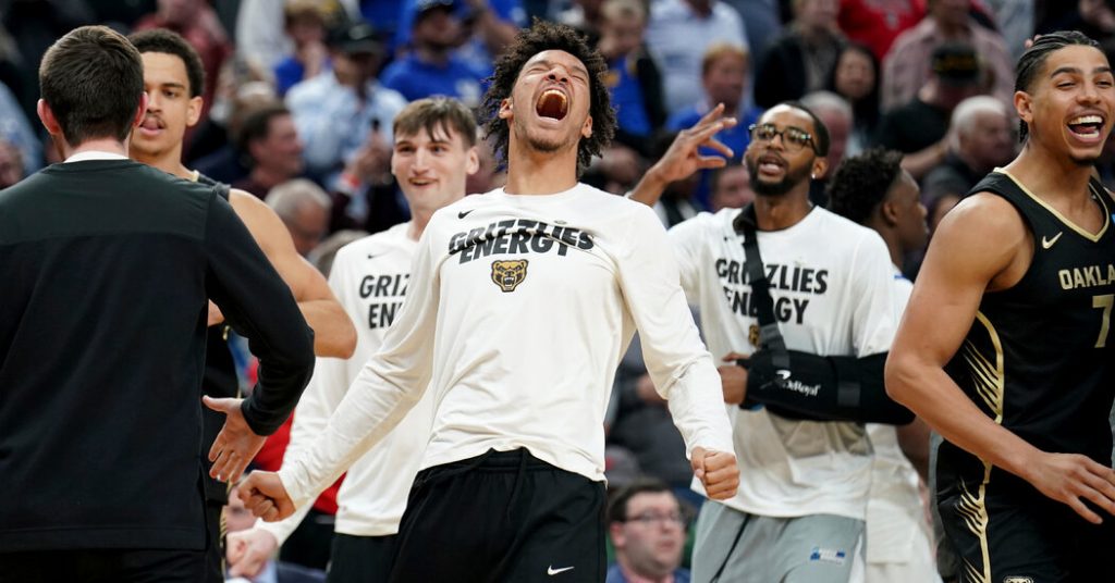 How March Madness Upsets Can Bring Attention and Money to Universities