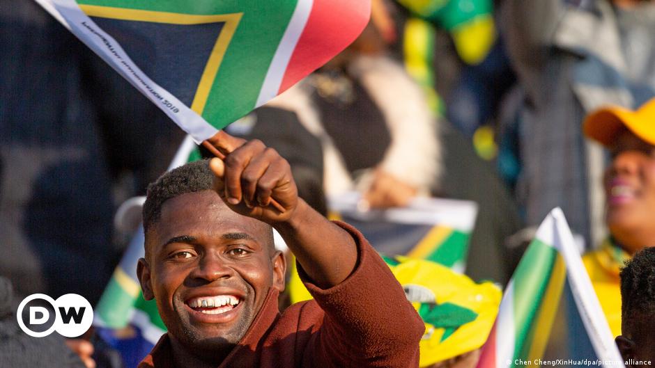 South Africa faces decisive 2024 election – DW – 03/01/2024