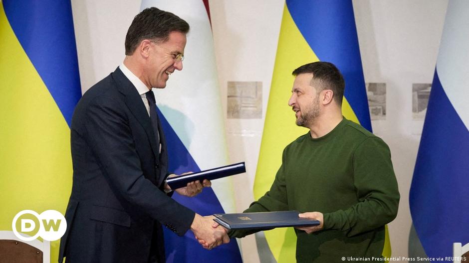 Zelenskyy and Rutte sign security deal – DW – 03/01/2024