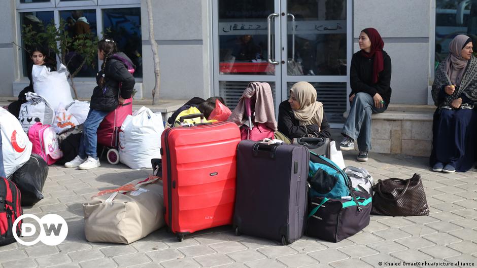 Crowdfunding campaigns to the rescue in Gaza? – DW – 03/05/2024