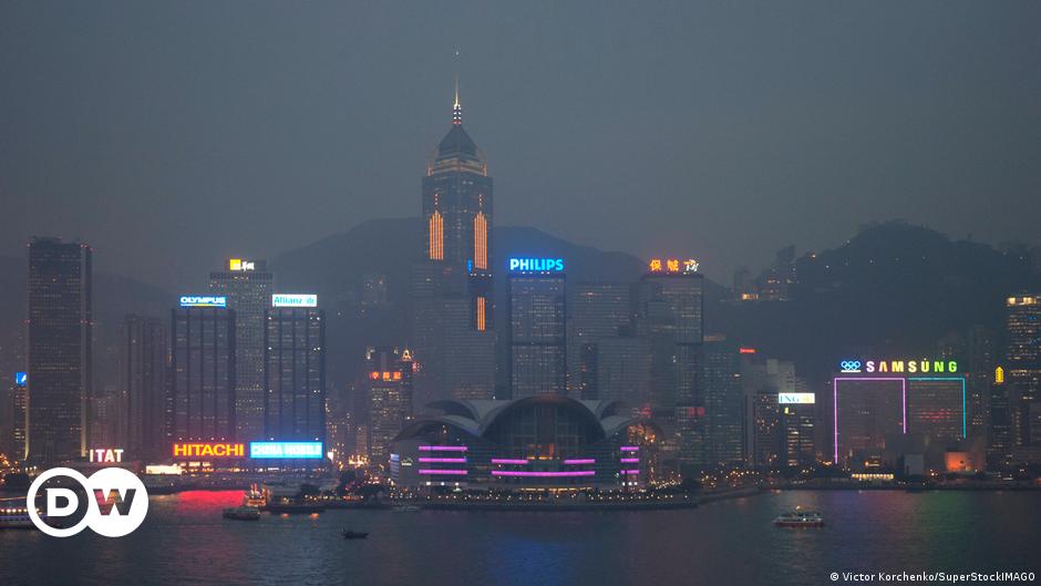China’s crackdown is damaging Hong Kong’s economy – DW – 03/11/2024
