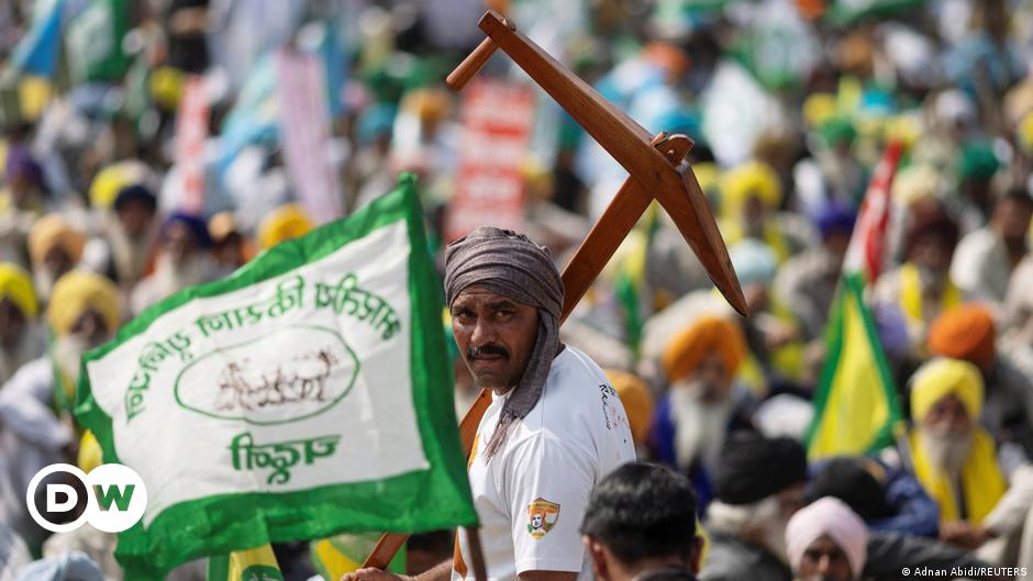 Farmers rally in New Delhi to demand higher crop prices – DW – 03/14/2024