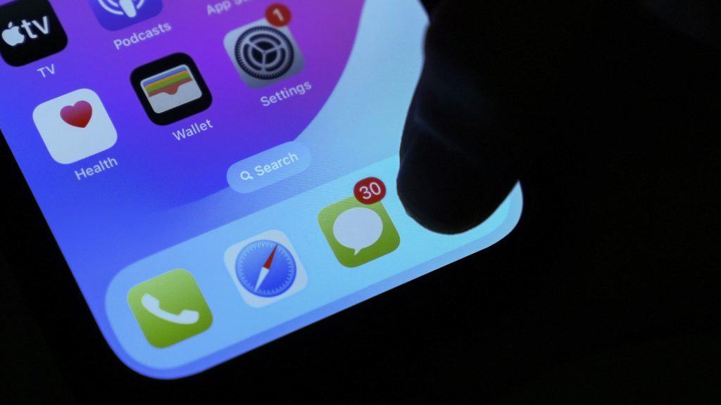 My child was concealing texts on iPhone – Apple fans revealed how little-known ‘invisible message’ trick works