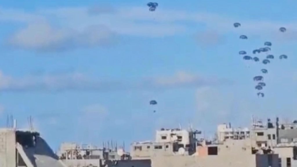 Fatal aid-drop over Gaza as parachutes fail | Israel War on Gaza