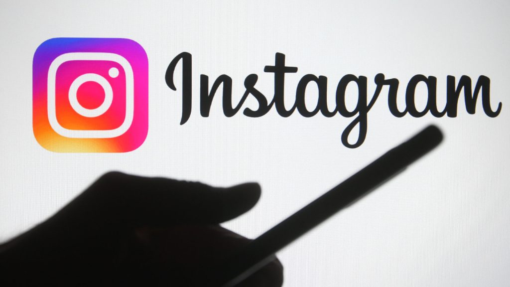 ‘So cool!’ cheer Instagram users after finding new secret game hidden in DMs – an emoji trick unlocks it