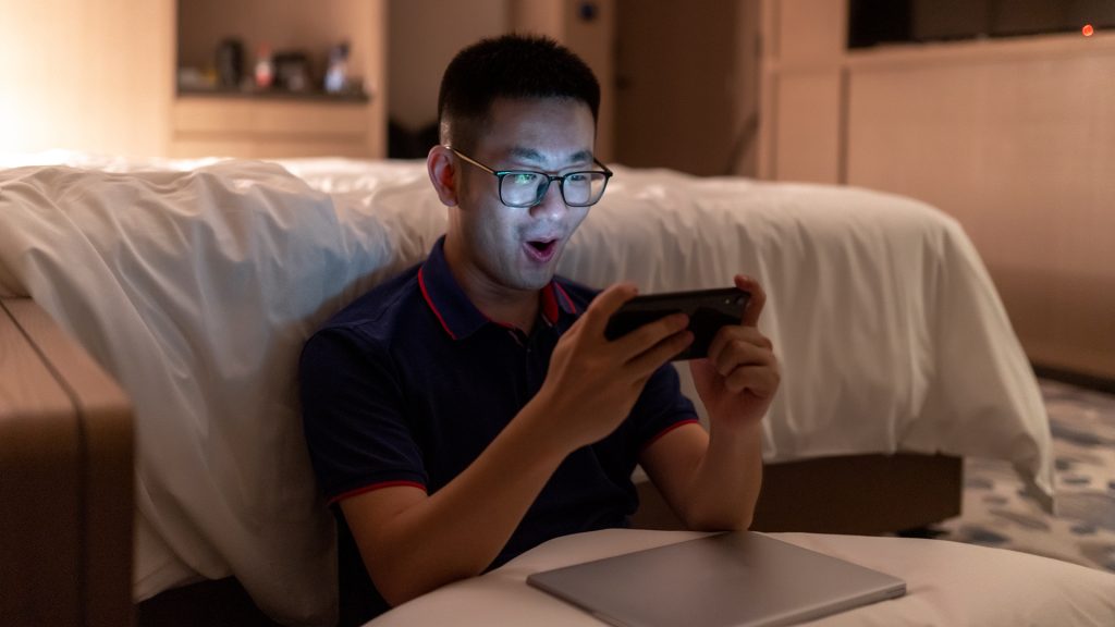 Millions of iPhones have six secret games hidden behind taps, swipes and codewords – some are arcade classics