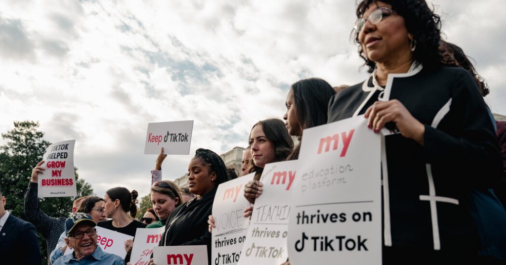 Possible TikTok Ban Prompts Users to Inundate Congress With Phone Calls