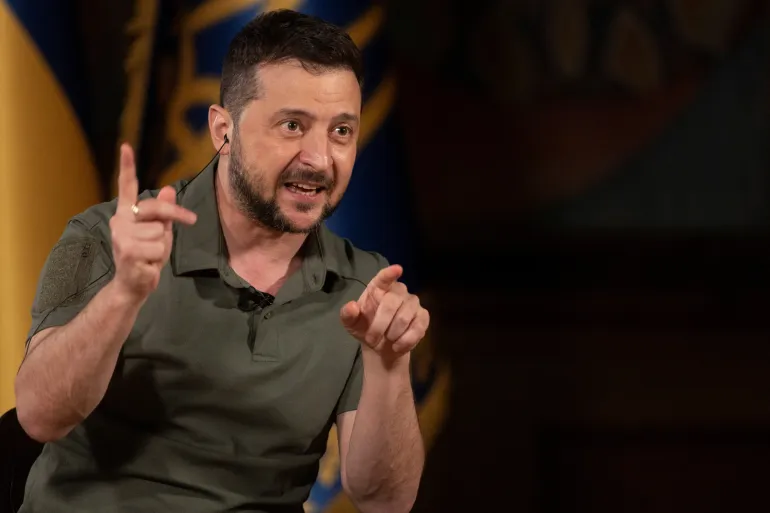 Zelensky announces the start of construction of three lines of new fortifications – Al-Rashid Satellite Channel