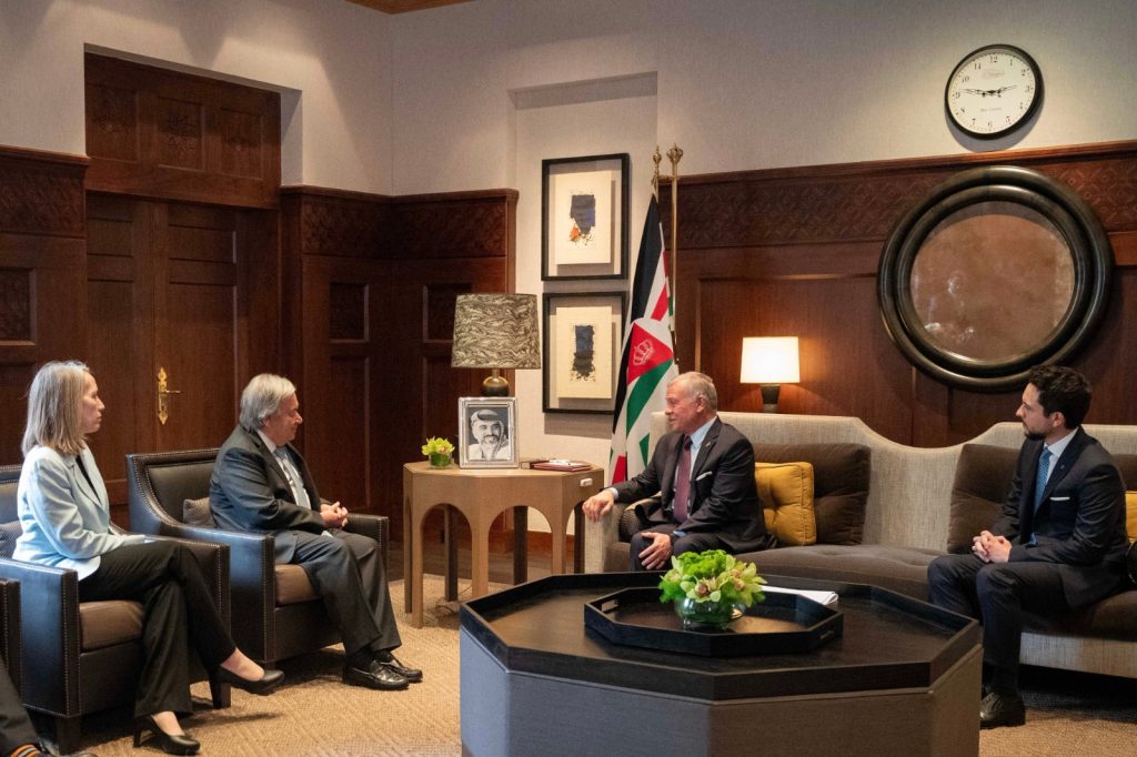 The Jordanian King discusses with the Secretary-General of the United Nations the situation in Gaza