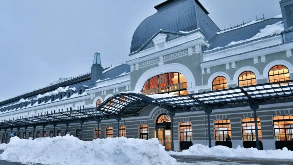 How Europe’s most luxurious train station dubbed ‘Titanic of the Mountains’ was ABANDONED before hotel transformation