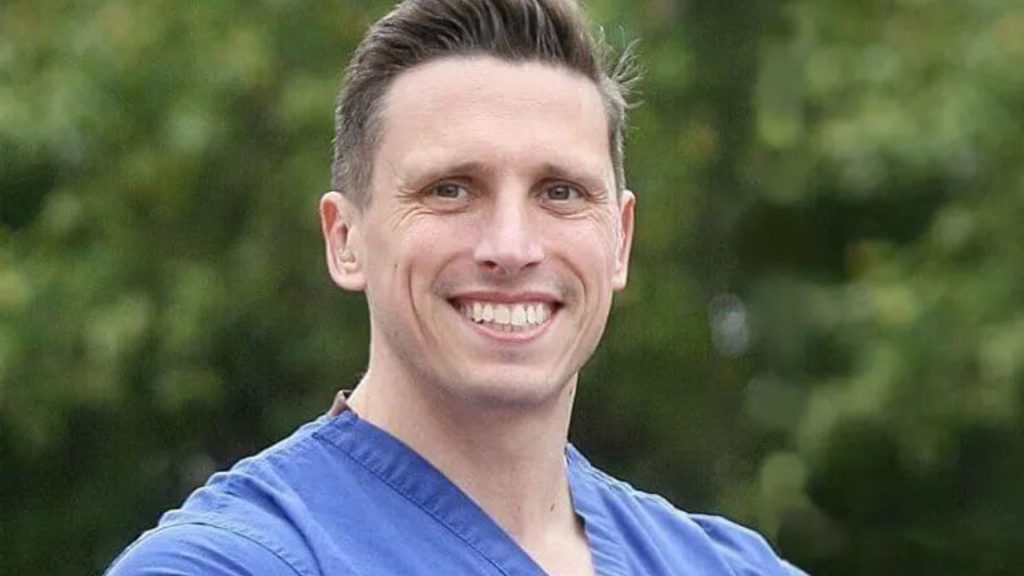 From testicle trouble to detox dilemma – Dr Jeff answers your health questions