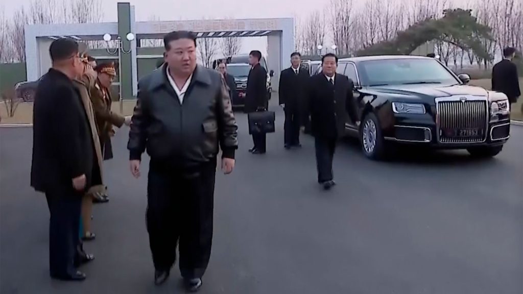 Kim Jong Un rides in limousine gifted to him by Russian President Vladimir Putin | World News