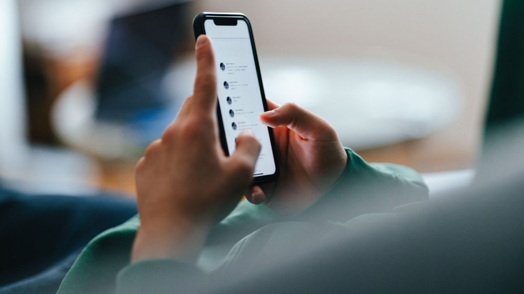 Children first see ‘unavoidable’ violent content at primary school, says Ofcom | Science & Tech News