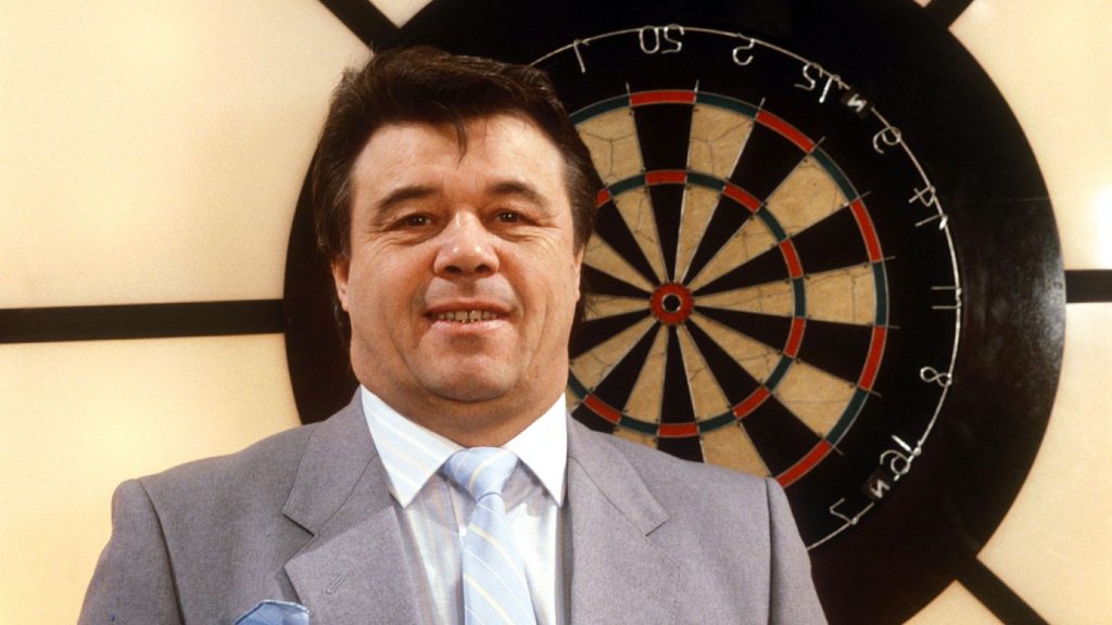 Tony Green: Bullseye darts legend dies aged 85 after battle with Alzheimer’s | Ents & Arts News
